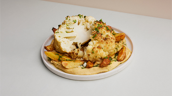 Cavolfiore con hummus al limone e gremolata